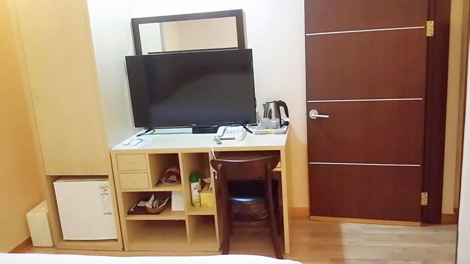 Jeonju Tourist Hotel Экстерьер фото